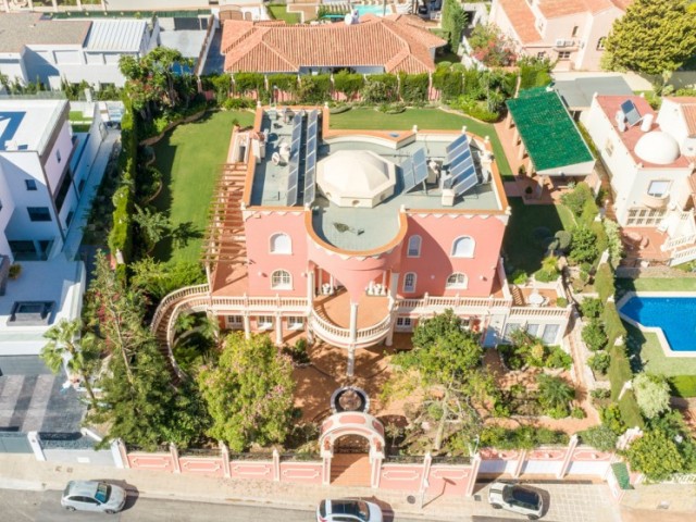 7 Schlafzimmer Villa in Benalmadena