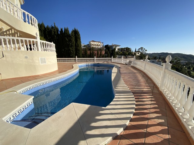 5 Schlafzimmer Villa in Mijas Golf