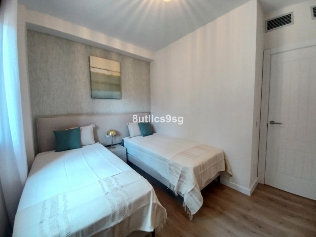 Apartamento con 3 Dormitorios  en Benahavís