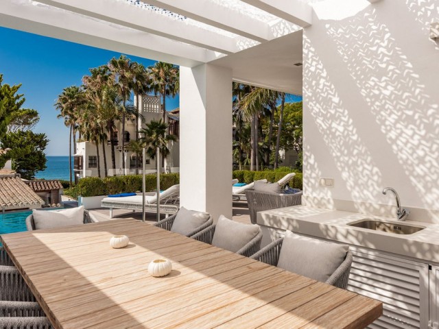 4 Bedrooms Villa in The Golden Mile