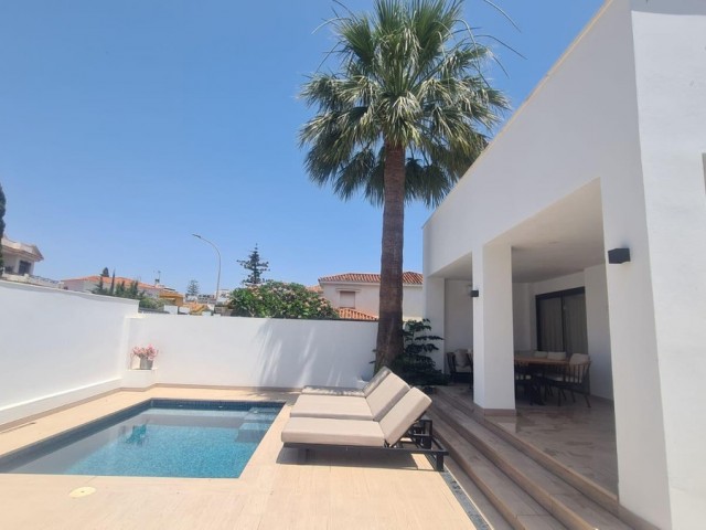 7 Schlafzimmer Villa in Benalmadena Costa