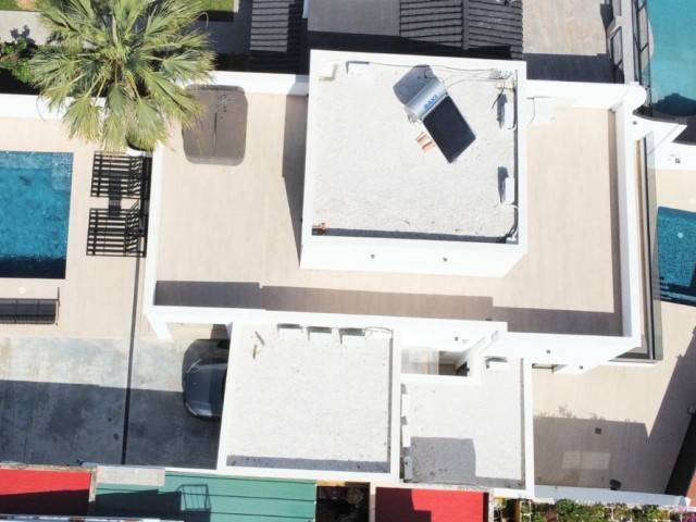 7 Bedrooms Villa in Benalmadena Costa