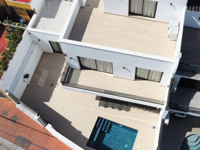 7 Bedrooms Villa in Benalmadena Costa