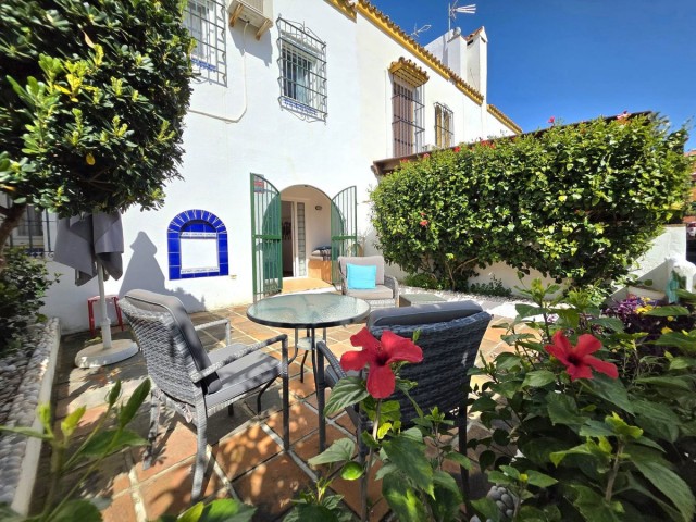 Townhouse Casares Playa - R5323108