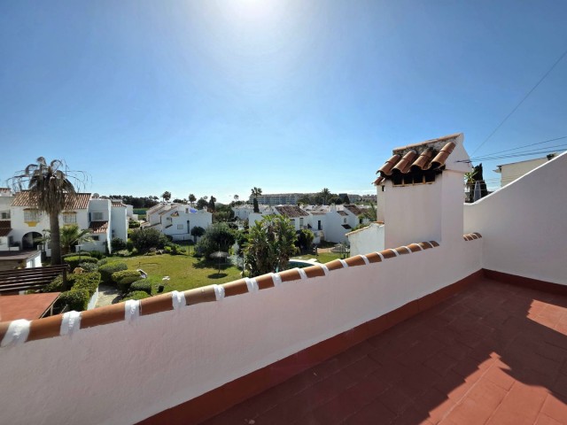 3 Bedrooms Townhouse in Casares Playa