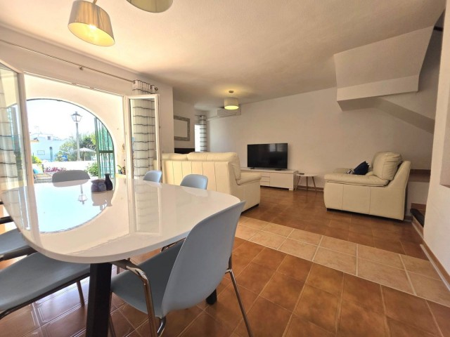 3 Bedrooms Townhouse in Casares Playa