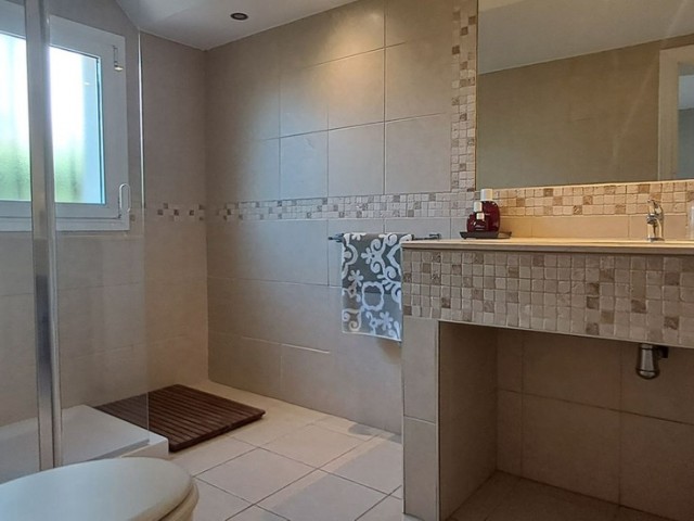 6 Schlafzimmer Villa in Marbella