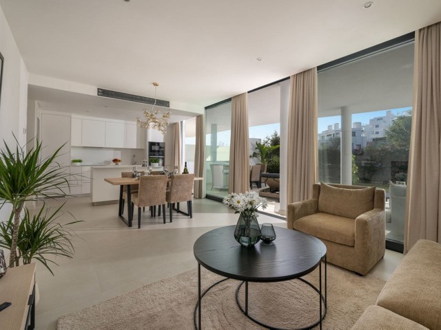 2 Bedrooms Apartment in Fuengirola