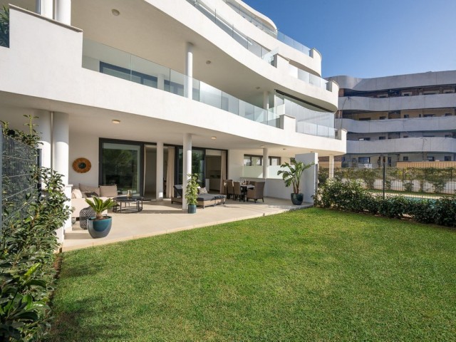 2 Bedrooms Apartment in Fuengirola