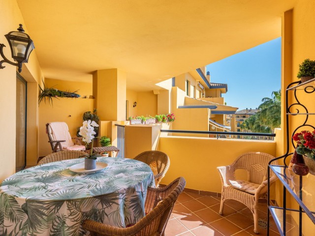 2 Bedrooms Apartment in San Pedro de Alcántara