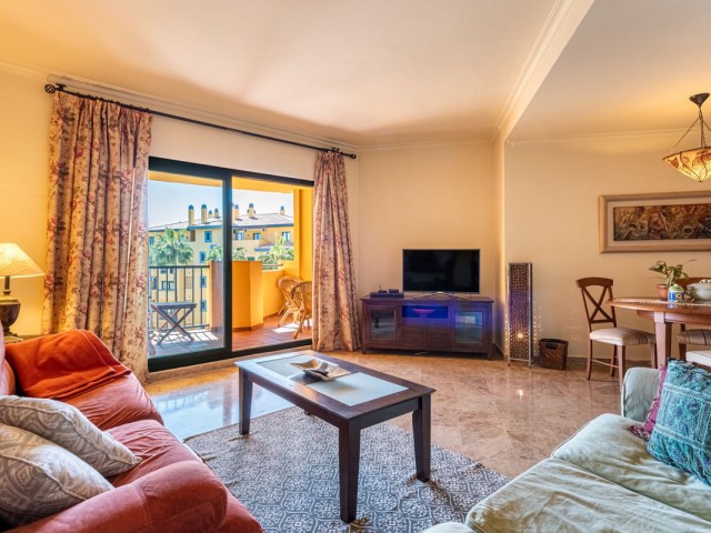 2 Bedrooms Apartment in San Pedro de Alcántara