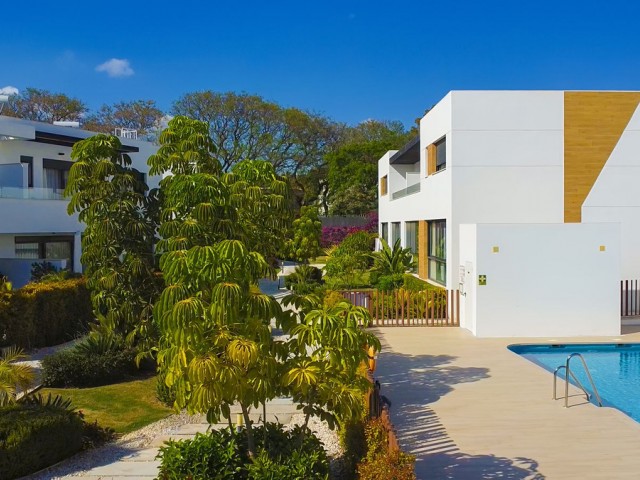 Rijtjeshuis Marbella - R5329864