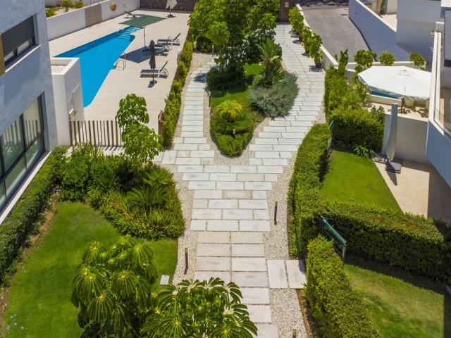 4 Slaapkamer Rijtjeshuis in Marbella