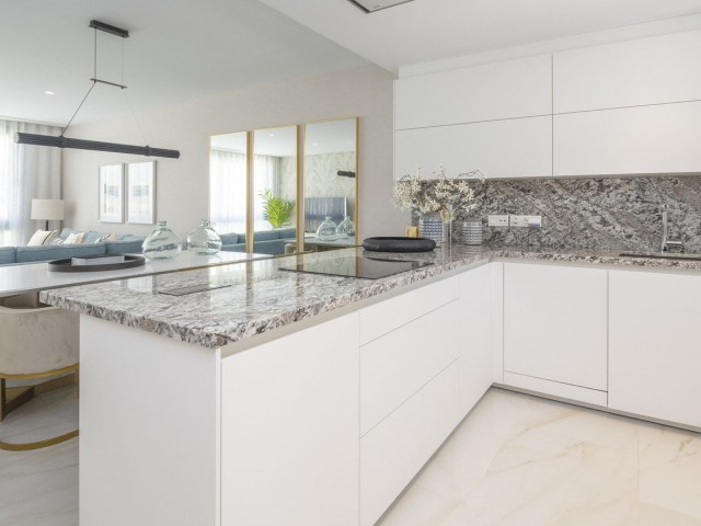 4 Schlafzimmer Reihenhaus in Marbella