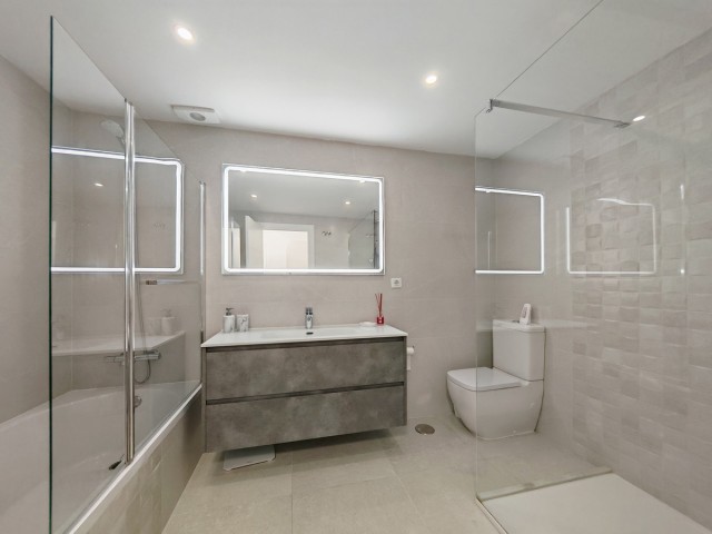 4 Schlafzimmer Reihenhaus in Riviera del Sol