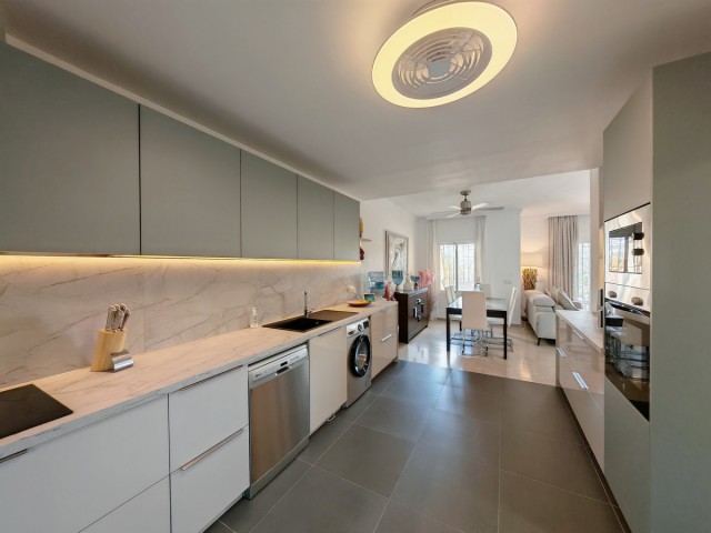 4 Bedrooms Townhouse in Riviera del Sol