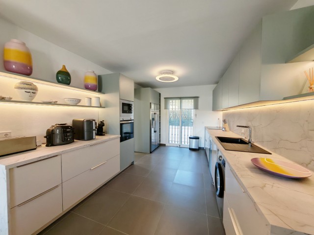 4 Bedrooms Townhouse in Riviera del Sol
