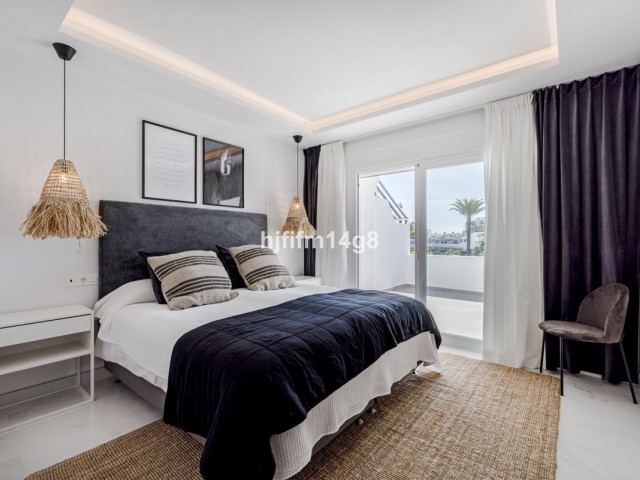 Takvåning i Nueva Andalucía