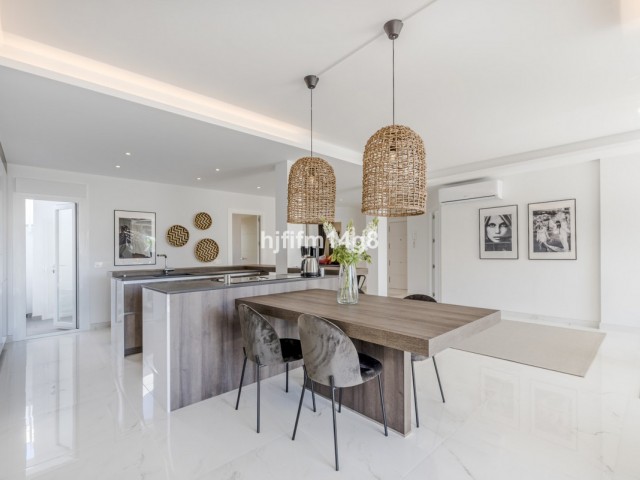 Takvåning i Nueva Andalucía