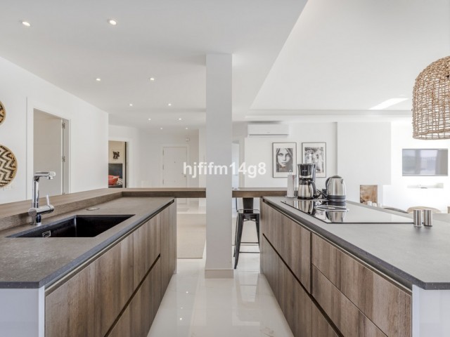 Takvåning i Nueva Andalucía