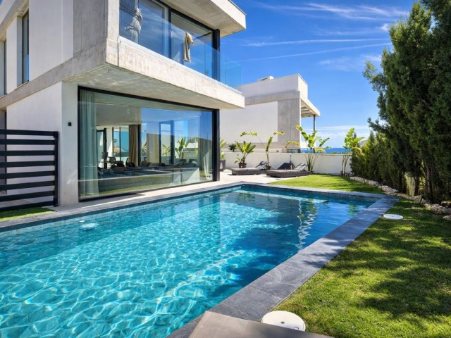 Villa, Nueva Andalucia