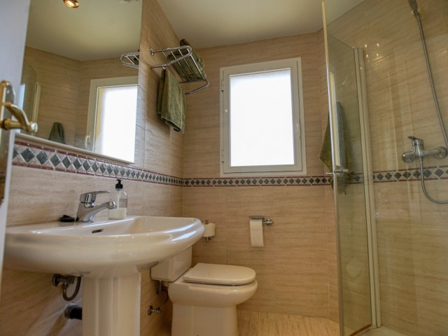 3 Makuuhuoneen Huoneisto Estepona