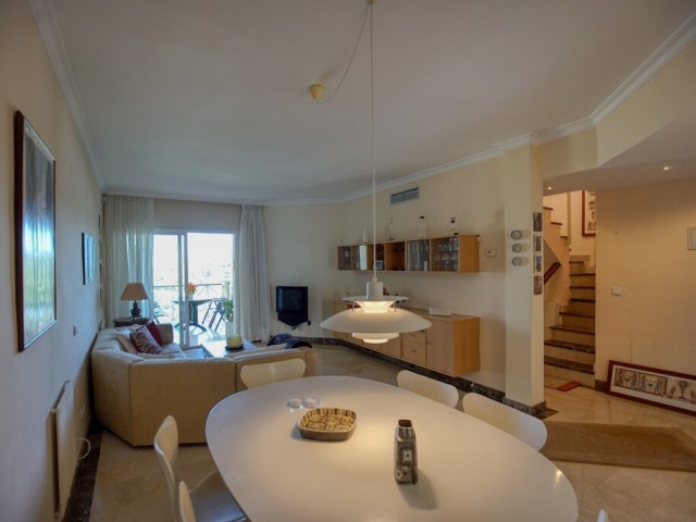 Appartement avec 3 Chambres  à Bel Air
