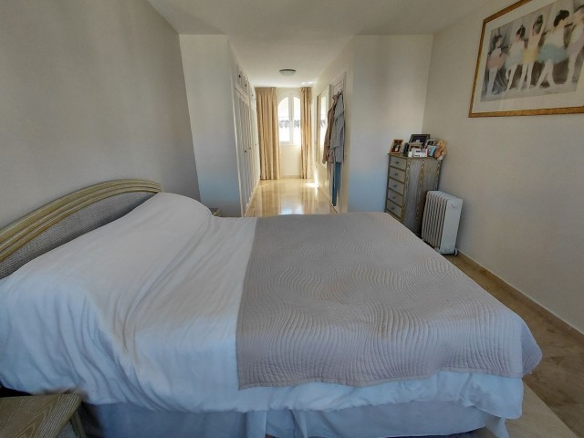 Appartement avec 3 Chambres  à Marbesa