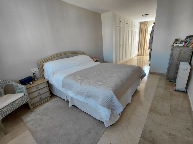 Appartement avec 3 Chambres  à Marbesa