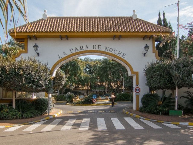 2 Schlafzimmer Apartment in Marbella