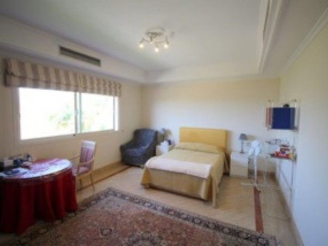 4 Schlafzimmer Apartment in Marbella