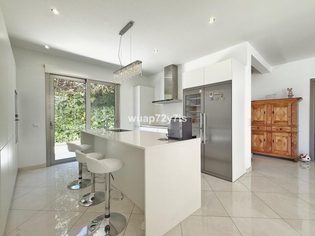 5 Bedrooms Villa in Sotogrande