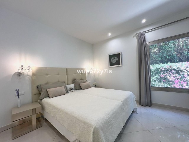 5 Bedrooms Villa in Sotogrande
