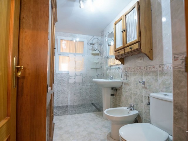 Apartamento con 3 Dormitorios  en Fuengirola
