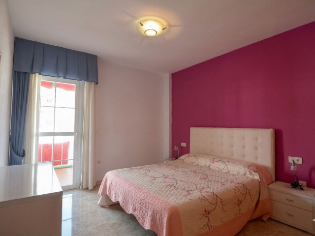 Apartamento con 3 Dormitorios  en Fuengirola