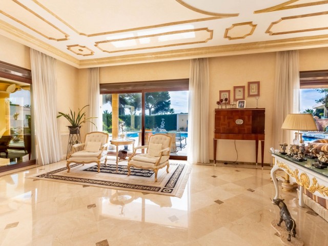 7 Sovrums Villa i Los Monteros