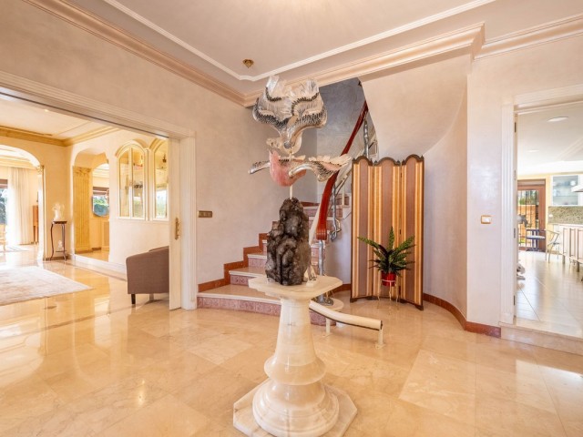 7 Sovrums Villa i Los Monteros
