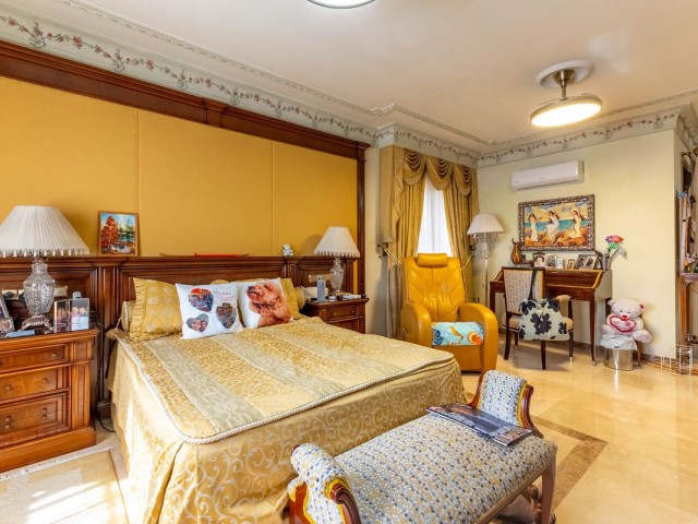7 Sovrums Villa i Los Monteros