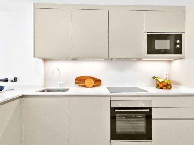 2 Bedrooms Apartment in Elviria