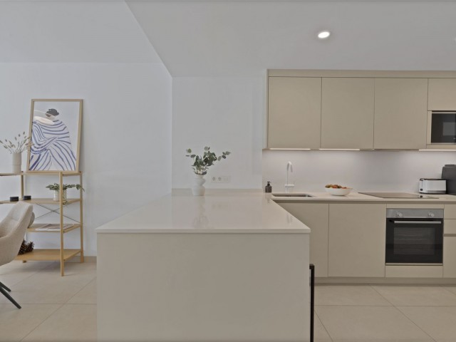 2 Bedrooms Apartment in Elviria