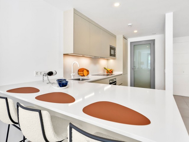 2 Bedrooms Apartment in Elviria