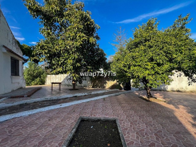 2 Schlafzimmer Villa in New Golden Mile