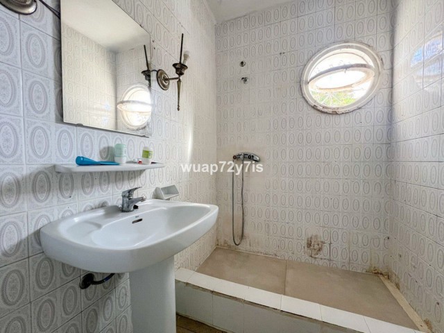 2 Schlafzimmer Villa in New Golden Mile