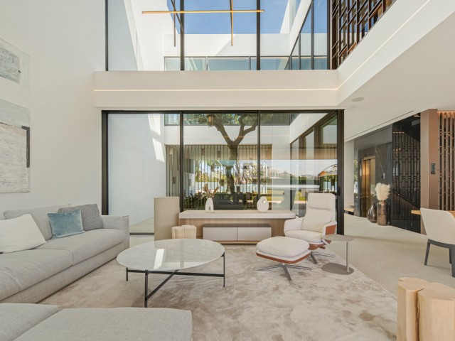 3 Bedrooms Villa in The Golden Mile