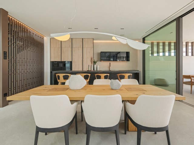 3 Bedrooms Villa in The Golden Mile