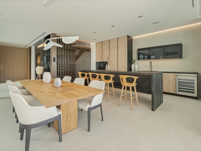3 Bedrooms Villa in The Golden Mile
