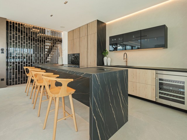 3 Bedrooms Villa in The Golden Mile