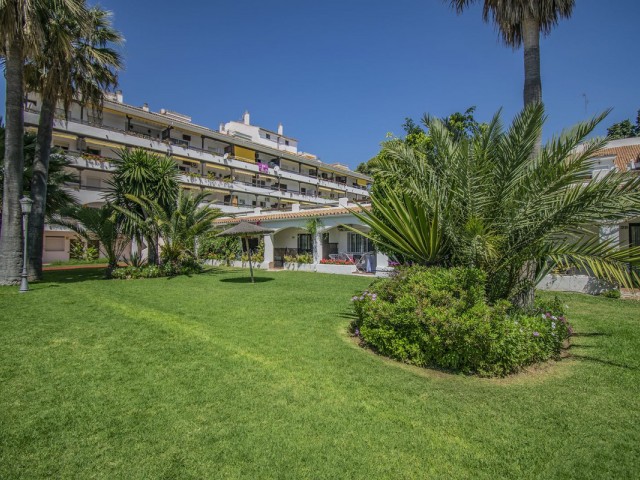 Penthouse avec 2 Chambres  à The Golden Mile