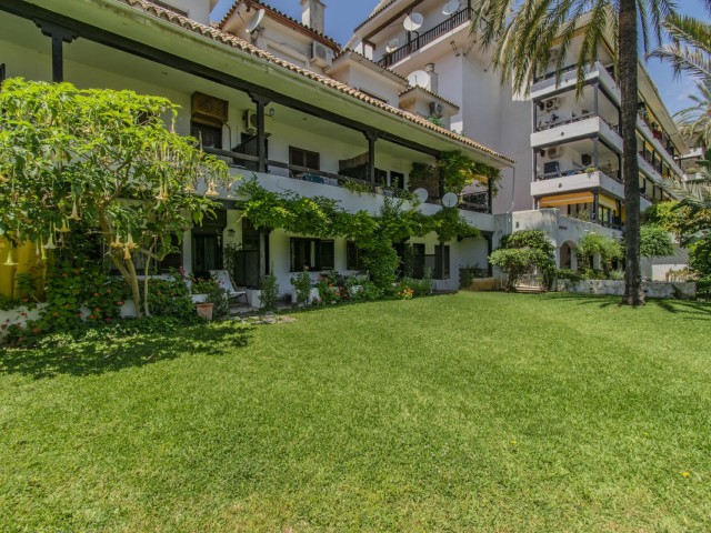 Penthouse avec 2 Chambres  à The Golden Mile