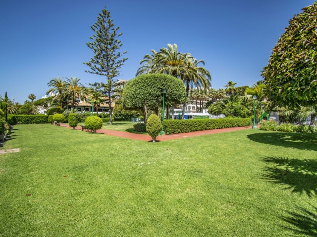 Penthouse avec 2 Chambres  à The Golden Mile